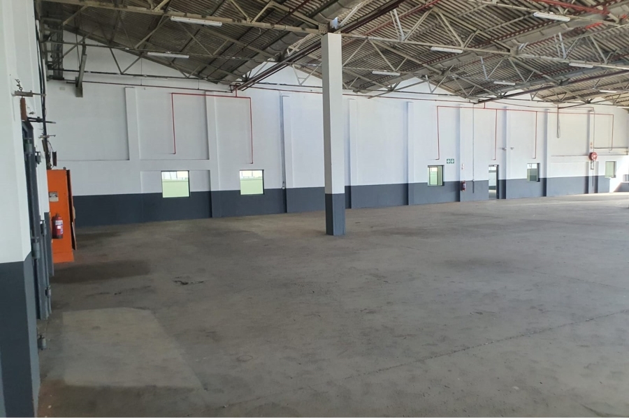 To Let commercial Property for Rent in Sidwell Eastern Cape
